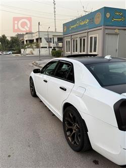 كرايسلر 300